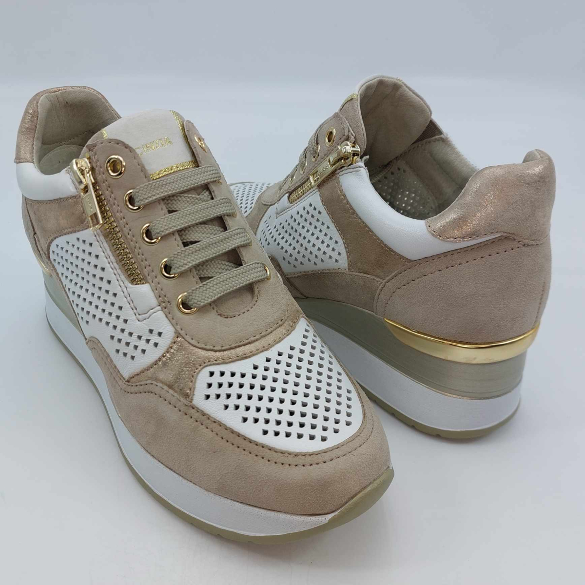 Cinzia Soft -Sneaker lacci...